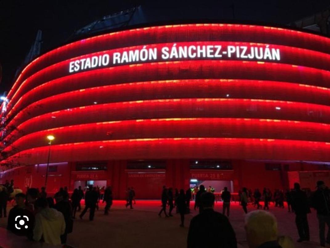 Apartamento Luminoso Seville Luaran gambar