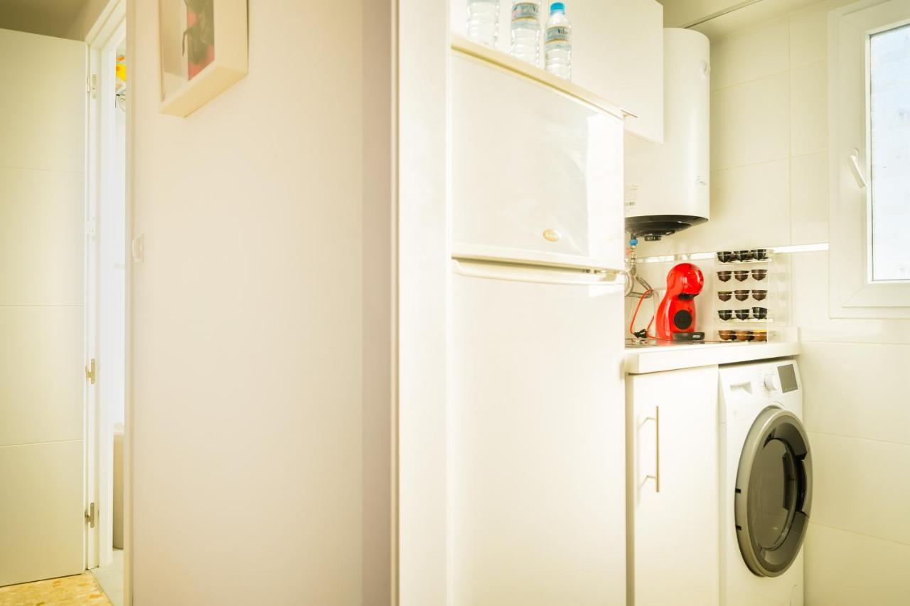 Apartamento Luminoso Seville Luaran gambar