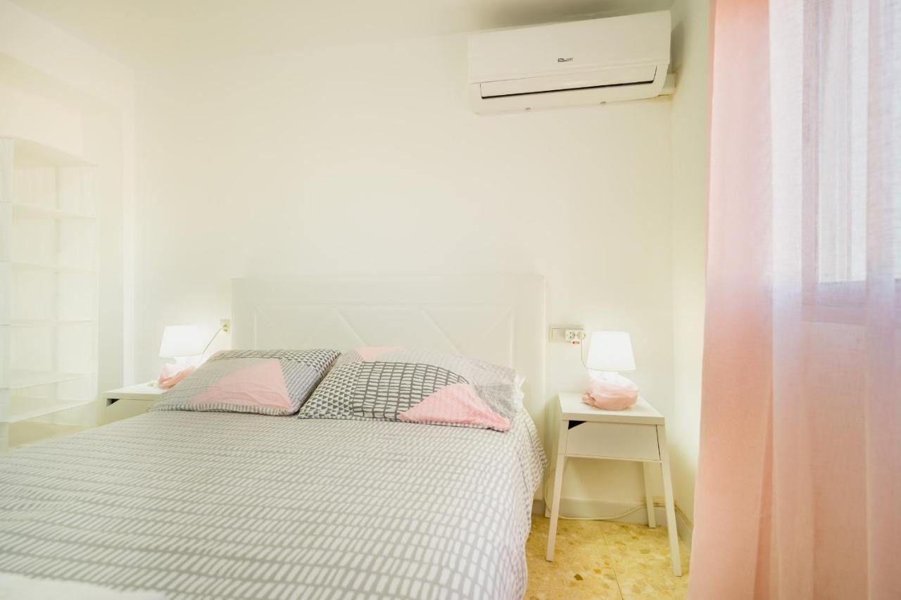 Apartamento Luminoso Seville Luaran gambar