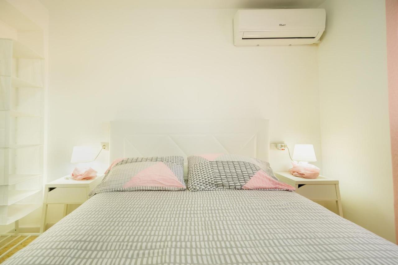 Apartamento Luminoso Seville Luaran gambar