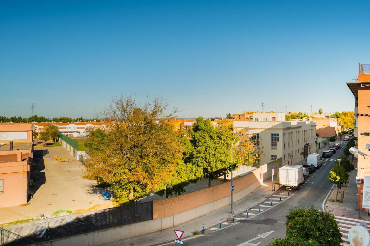 Apartamento Luminoso Seville Luaran gambar