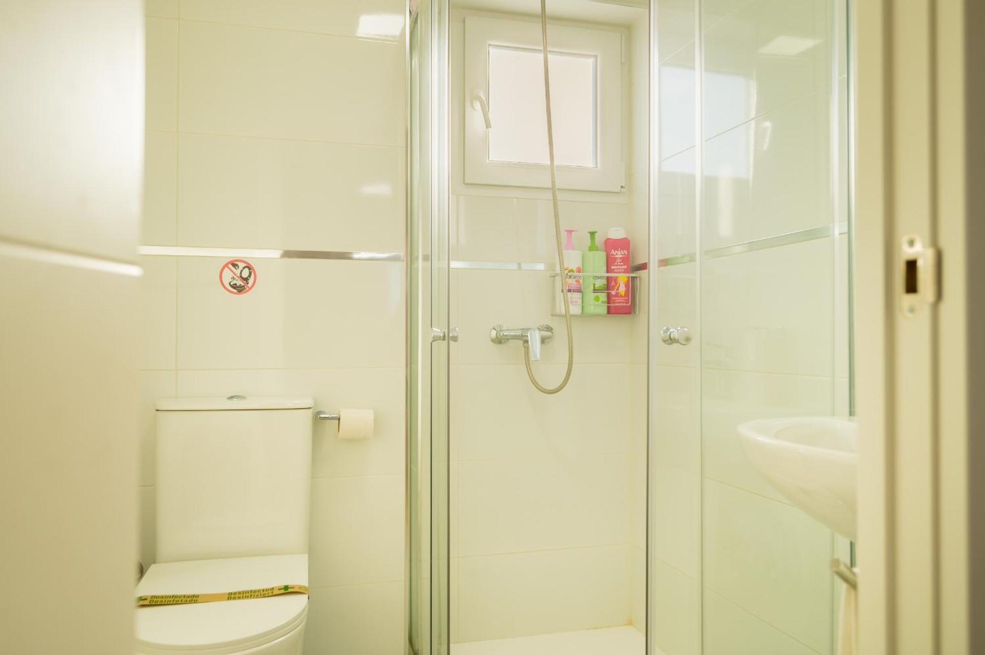 Apartamento Luminoso Seville Luaran gambar