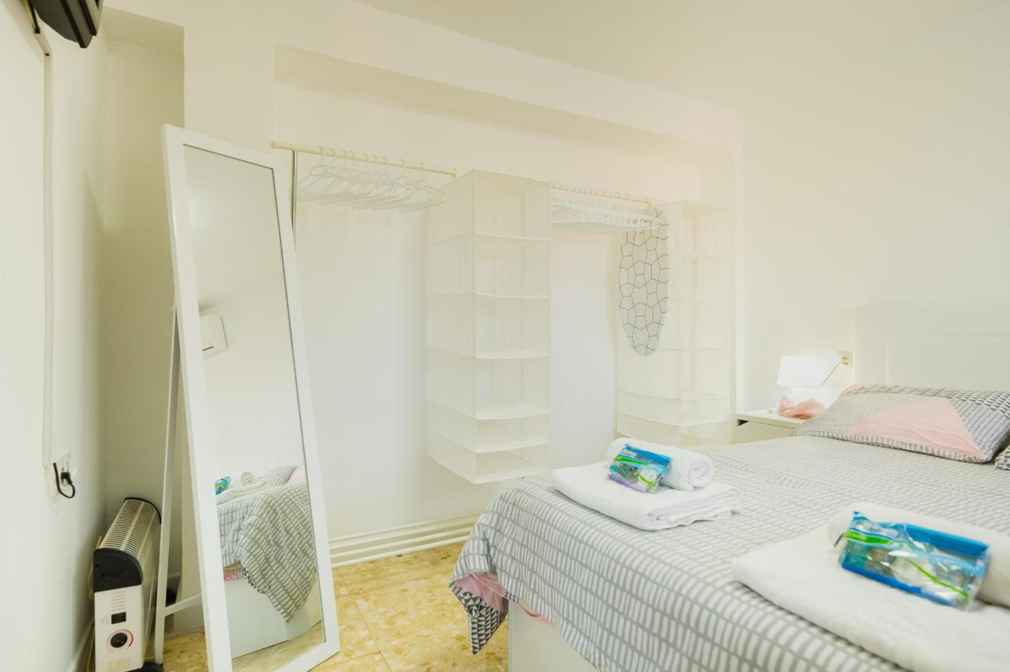 Apartamento Luminoso Seville Luaran gambar